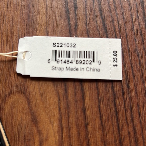 Fossil Leather Wristband - Picture 2 of 5